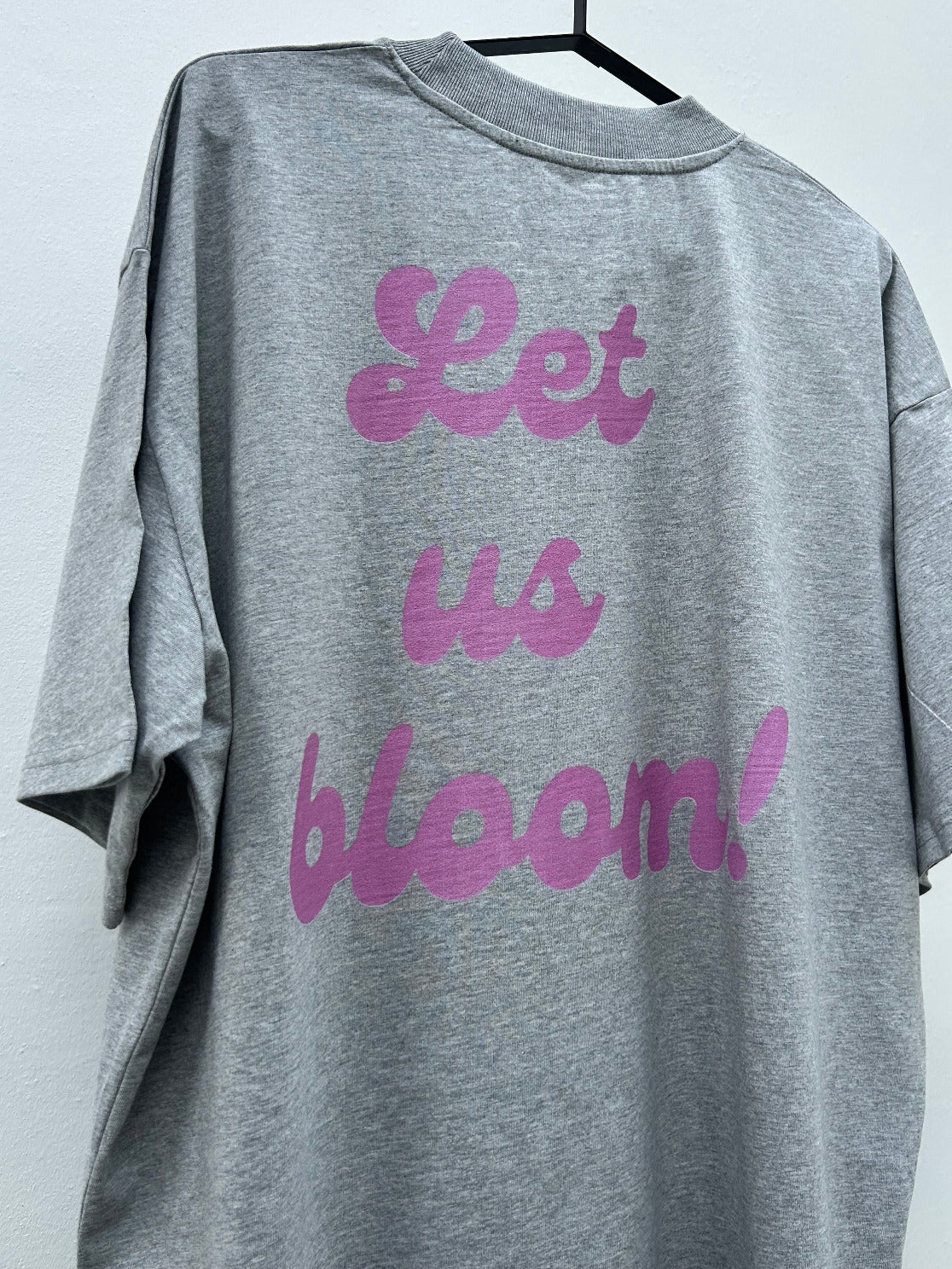 Bloomy Tee - Oversized Shirt