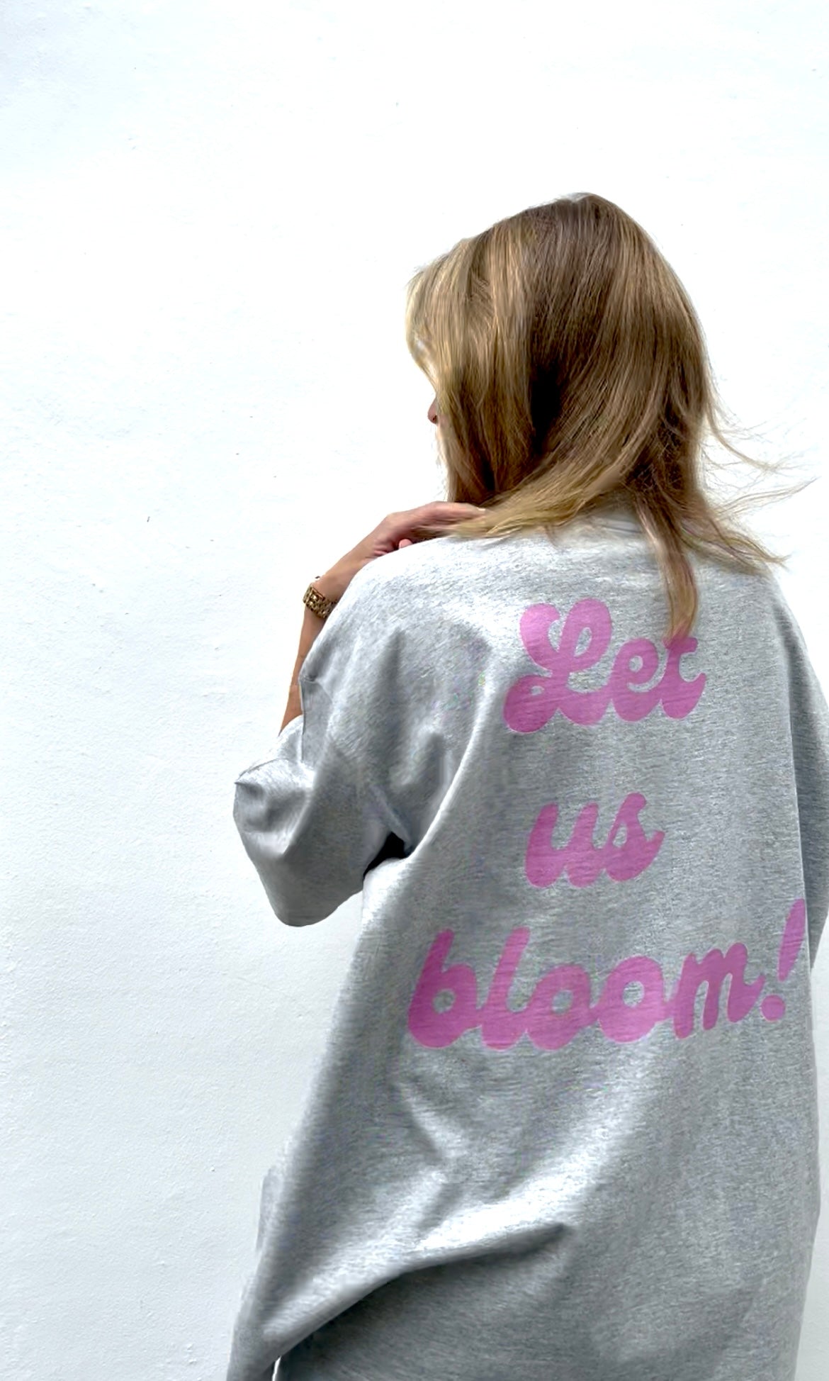 Bloomy Tee - Oversized Shirt