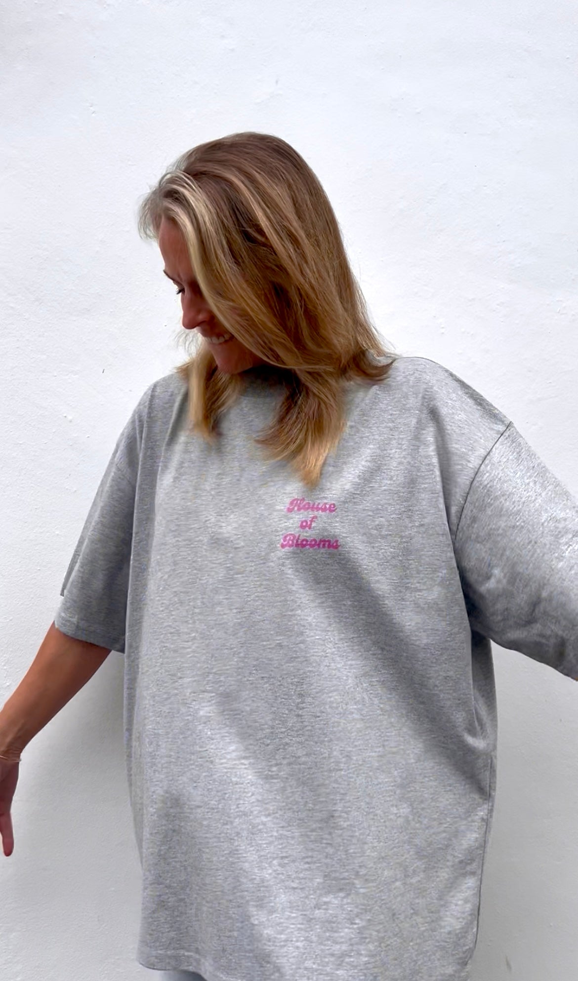 Bloomy Tee - Oversized Shirt